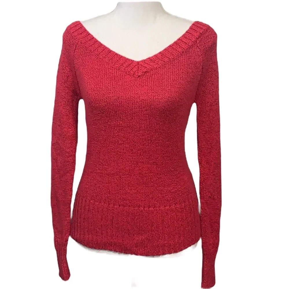 FOX RIDERS: Women’s Logo V Neckline Sweater - Size XS - Picture 3 of 10